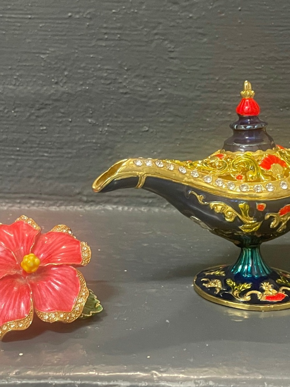 ✨ Set of 2 Ornate Bejeweled Trinket Boxes - Perfect Condition! ✨
